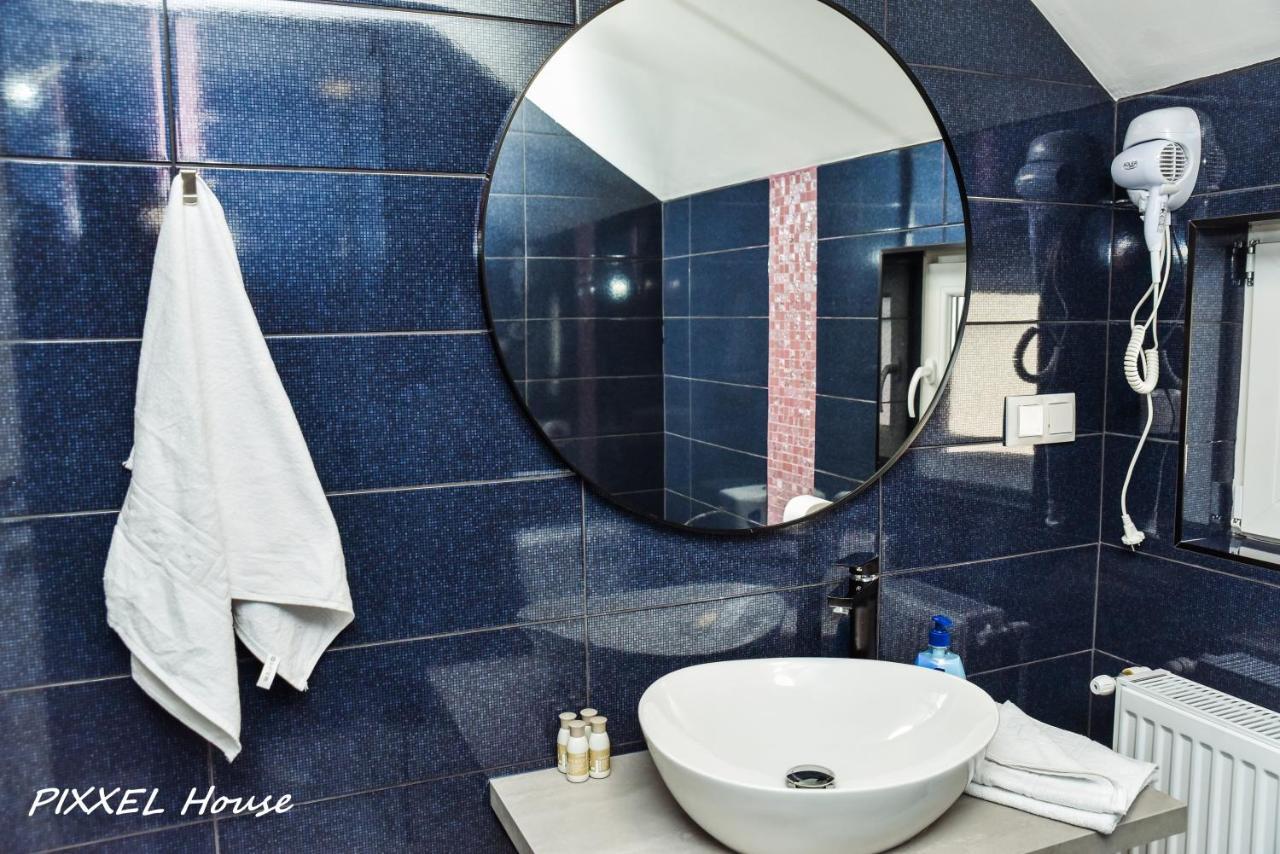 Pixxel House Hotel Moeciu De Sus Eksteriør billede