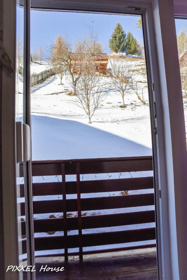Pixxel House Hotel Moeciu De Sus Eksteriør billede
